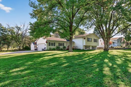 4270 Victoria Street N, Shoreview, MN 55126