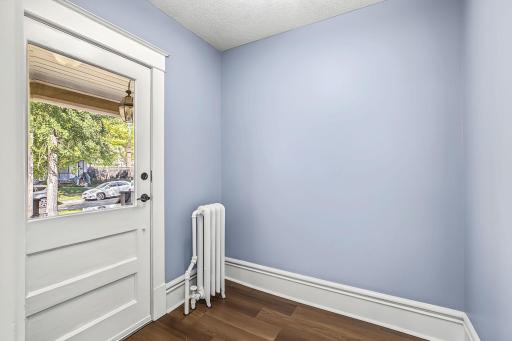 670 Conway Street, Saint Paul, MN 55106
