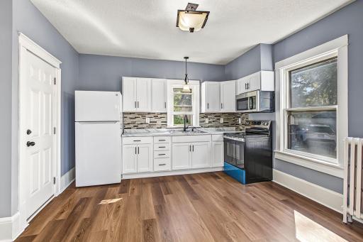 670 Conway Street, Saint Paul, MN 55106