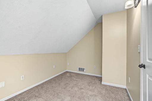 670 Conway Street, Saint Paul, MN 55106