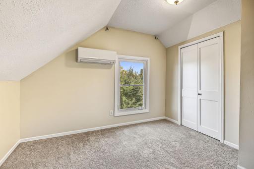 670 Conway Street, Saint Paul, MN 55106