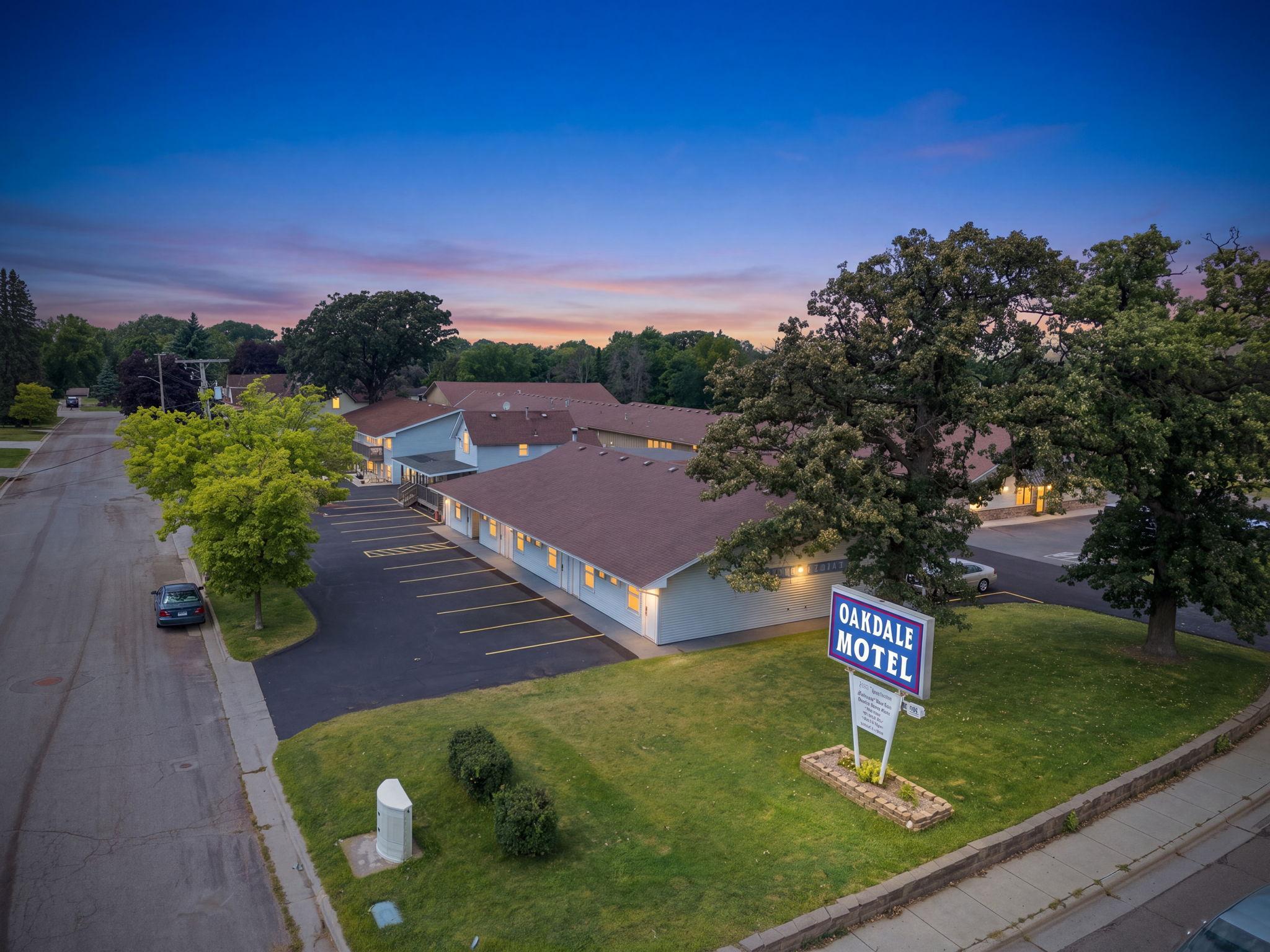 Property photo for 1418 S Oak Avenue, Owatonna, MN 55060