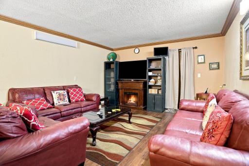 1418 S Oak Avenue, Owatonna, MN 55060