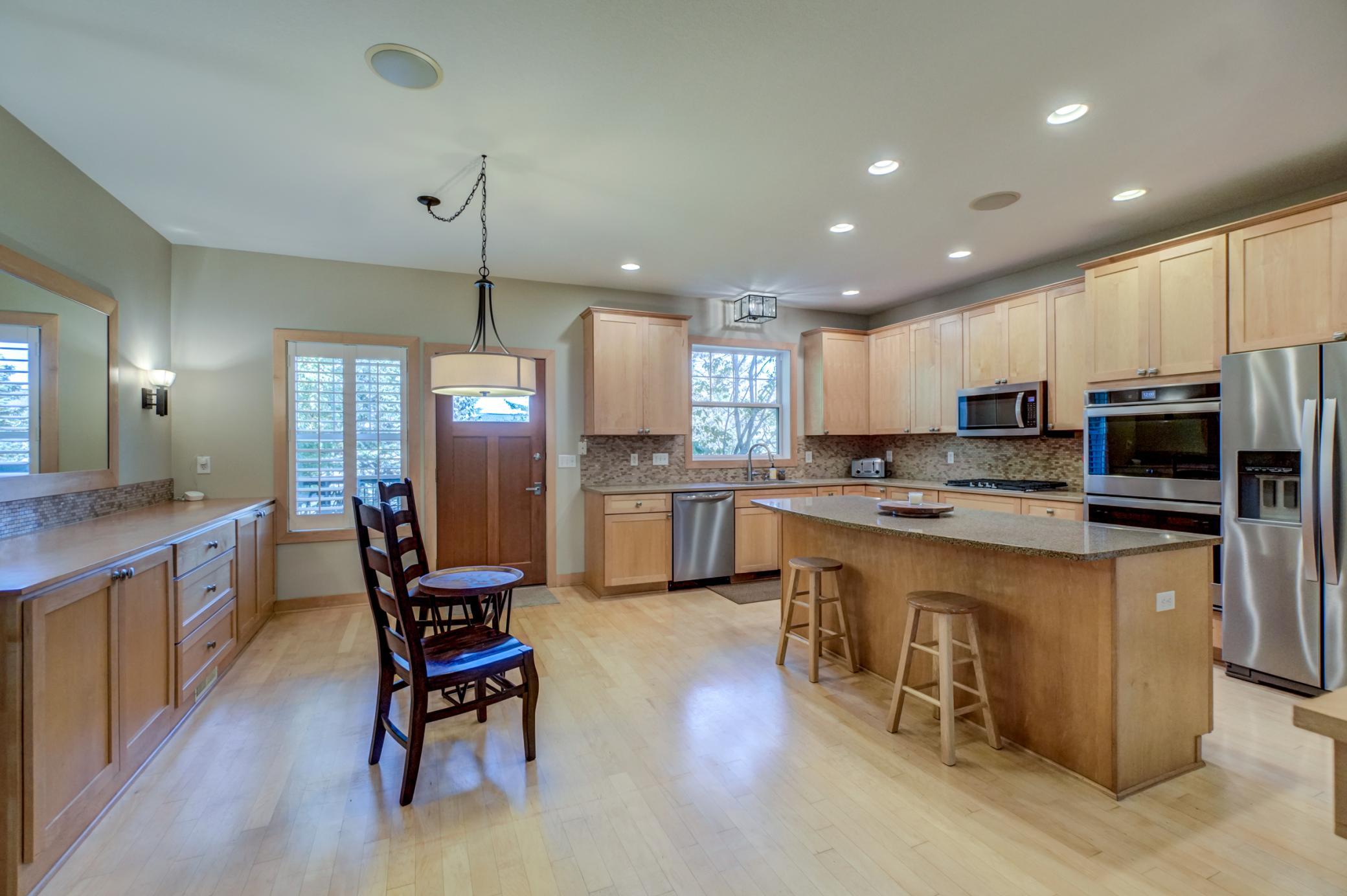 276 Country Road-26.jpg