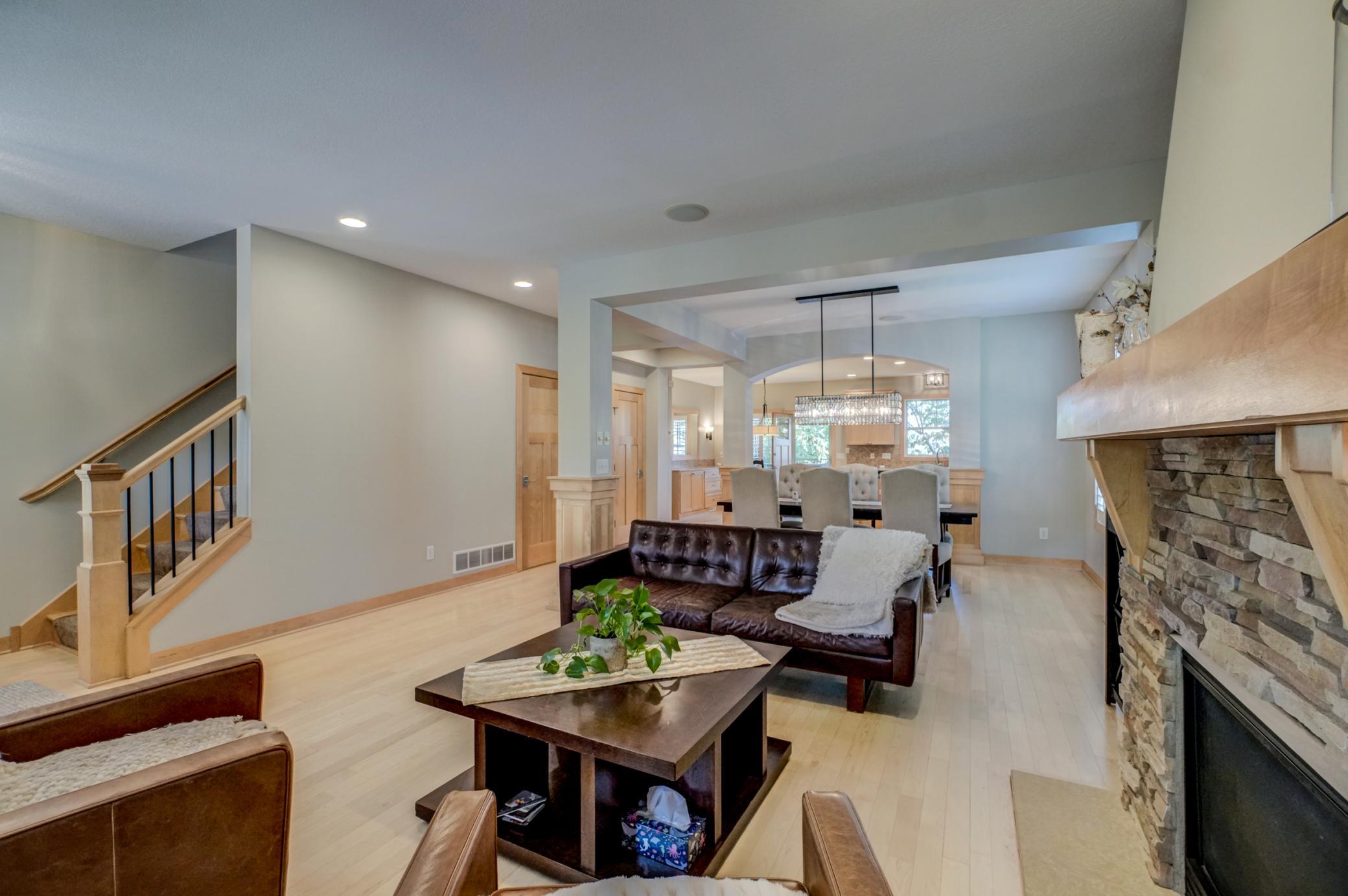 276 Country Road-18.jpg
