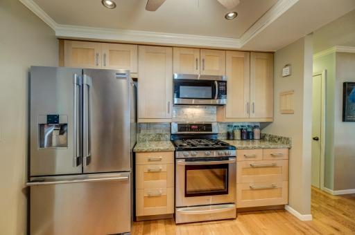 Spacious kitchen with plenty of room for preparing meals and entertaining!