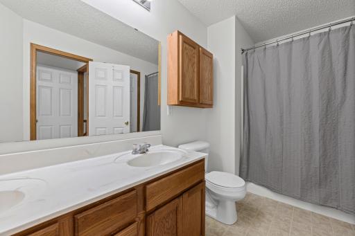 7623 Elm Grove Avenue, New Hope, MN 55428