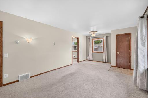 11571 Kumquat Street NW, Coon Rapids, MN 55448