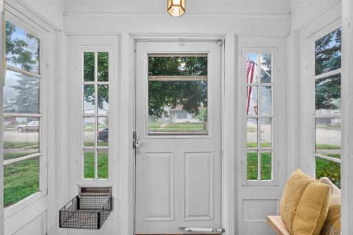 3956 Quail Avenue N, Robbinsdale, MN 55422