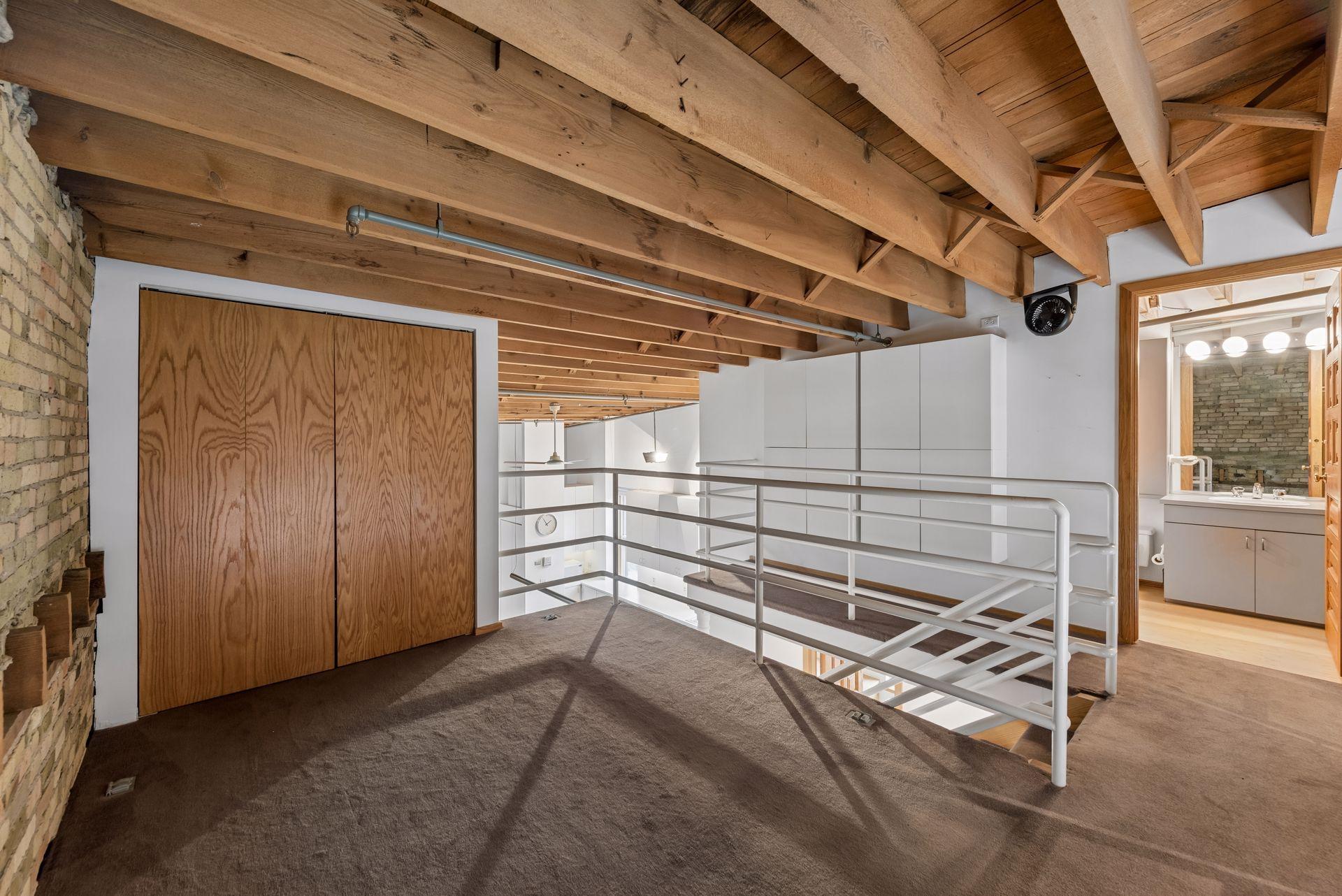 Upper loft Bedroom