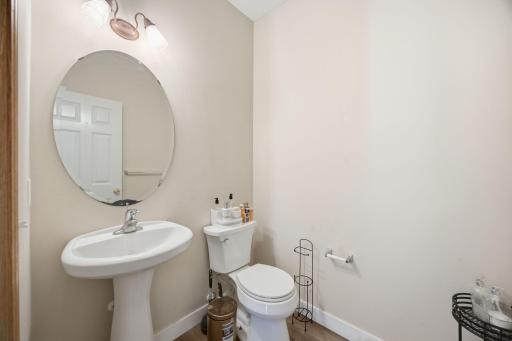 20-web-or-mls-3721_Hazel_Trail_unit_c_Woodbury_MN_55129_013.jpg