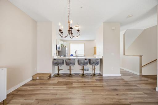 11-web-or-mls-3721_Hazel_Trail_unit_c_Woodbury_MN_55129_009.jpg