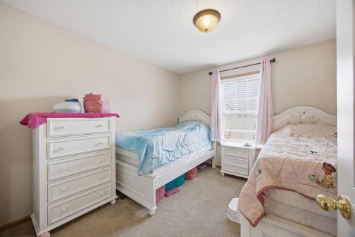 17-web-or-mls-3721_Hazel_Trail_unit_c_Woodbury_MN_55129_018.jpg