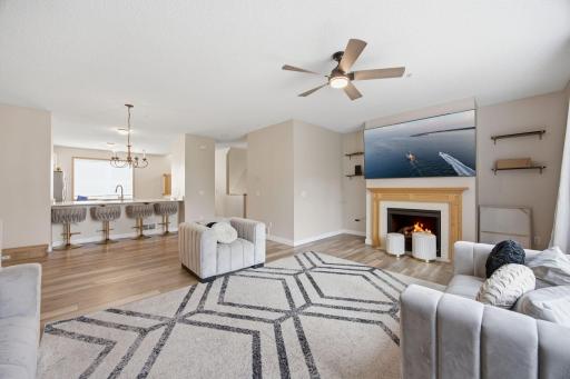 6-web-or-mls-3721_Hazel_Trail_unit_c_Woodbury_MN_55129_007.jpg