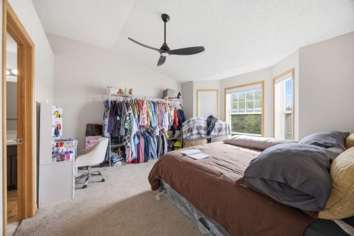 15-web-or-mls-3721_Hazel_Trail_unit_c_Woodbury_MN_55129_015.jpg