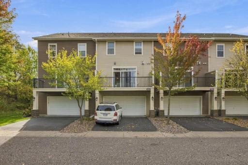 1-web-or-mls-3721_Hazel_Trail_unit_c_Woodbury_MN_55129_026.jpg