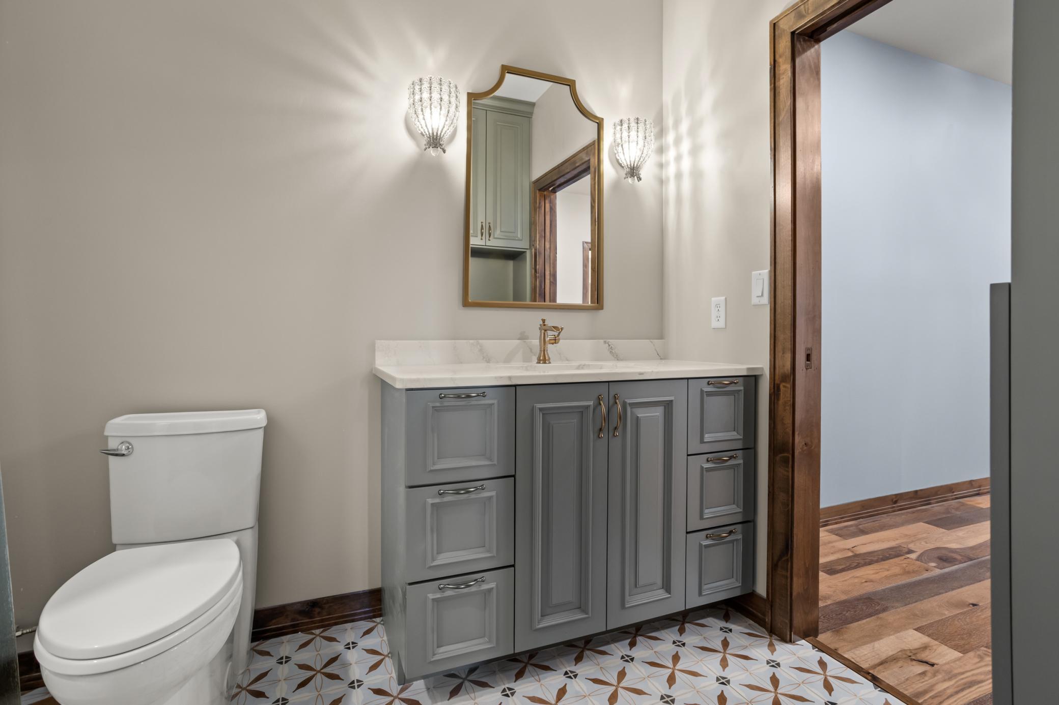 en suite bathroom 2
