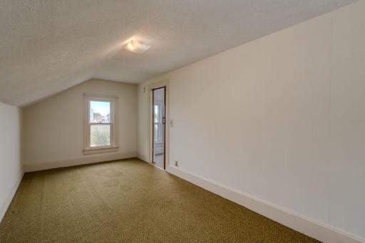 106 W South Street, Janesville, MN 56048
