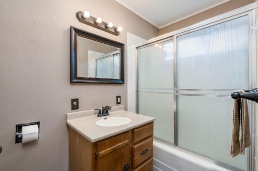 106 W South Street, Janesville, MN 56048