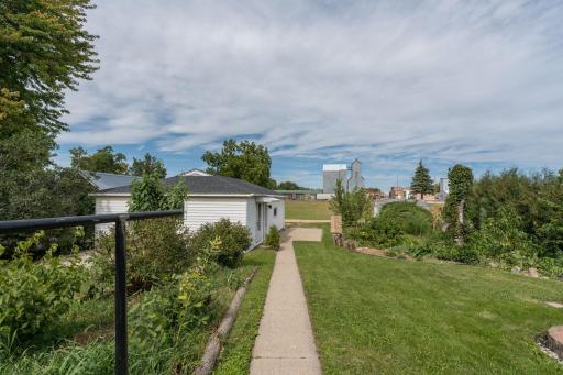 106 W South Street, Janesville, MN 56048