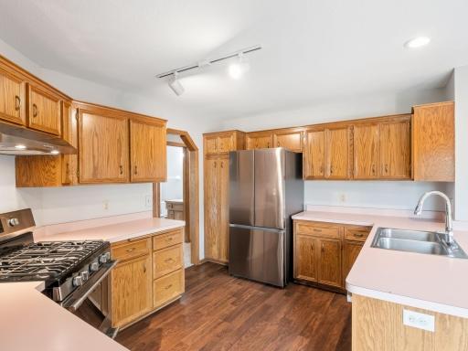 14806 Hallmark Drive, Apple Valley, MN 55124