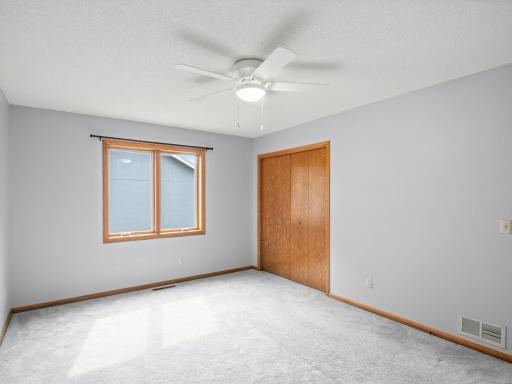 14806 Hallmark Drive, Apple Valley, MN 55124