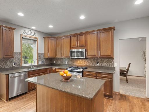 5475 Trailhead Lane SE, Prior Lake, MN 55372