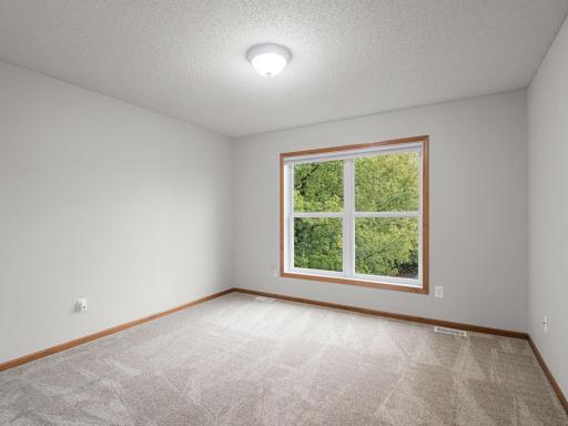 5475 Trailhead Lane SE, Prior Lake, MN 55372
