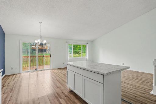 2053 Edgerton Street, Maplewood, MN 55117