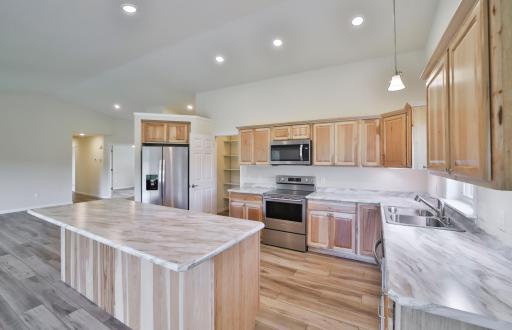 11946 Joneswood Circle, Baxter, MN 56425