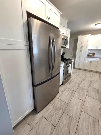 8542 Greystone Avenue S, Cottage Grove, MN 55016