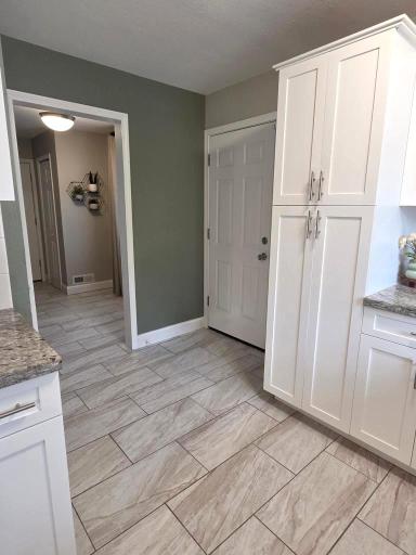 8542 Greystone Avenue S, Cottage Grove, MN 55016