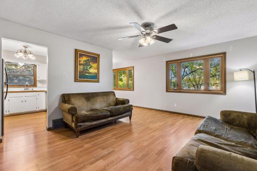 16551 Franklin Trail SE, Prior Lake, MN 55372