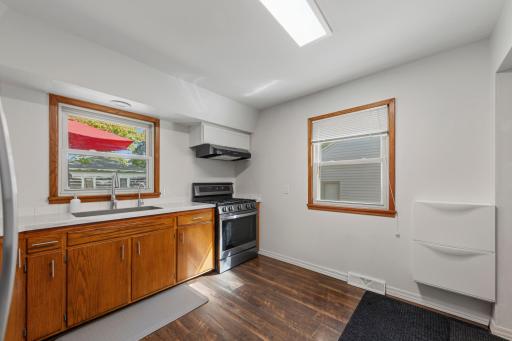 805 9th Avenue NE, Waseca, MN 56093