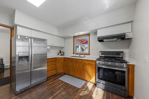 805 9th Avenue NE, Waseca, MN 56093
