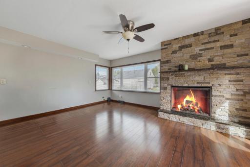 805 9th Avenue NE, Waseca, MN 56093