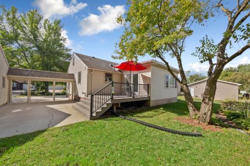 805 9th Avenue NE, Waseca, MN 56093