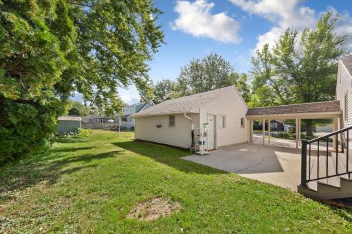 805 9th Avenue NE, Waseca, MN 56093