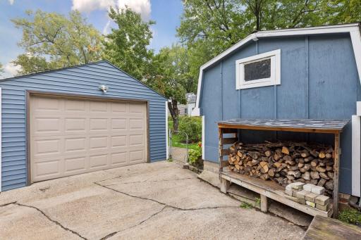 3801 26 1/2 Avenue N, Robbinsdale, MN 55422
