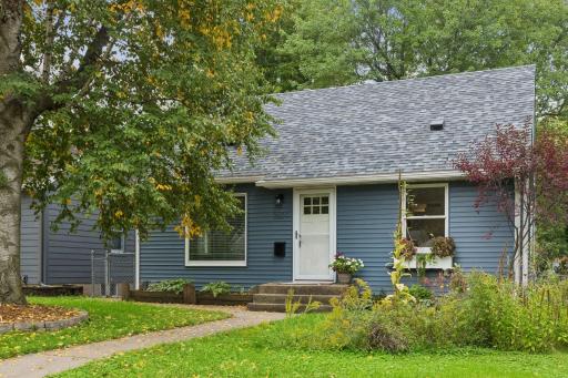 3801 26 1/2 Avenue N, Robbinsdale, MN 55422