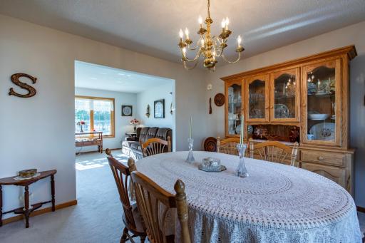 Dining into family room