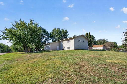 14310 14th Avenue N, Plymouth, MN 55447
