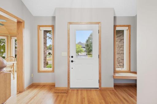 4-web-or-mls-4630_Valley_Forge_Ln_N_Minneapolis_MN_55442_015.jpg