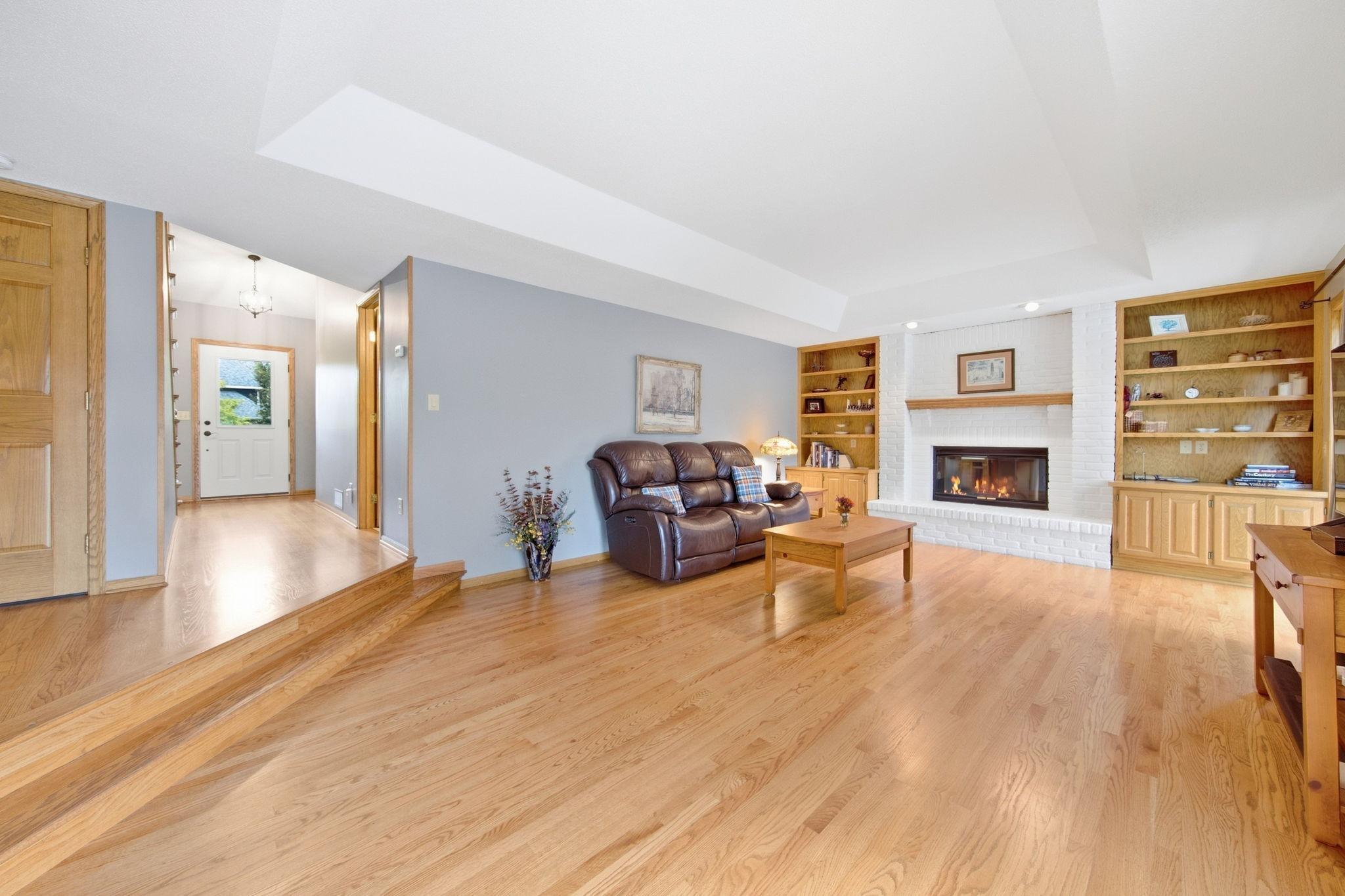 6-web-or-mls-4630_Valley_Forge_Ln_N_Minneapolis_MN_55442_023.jpg