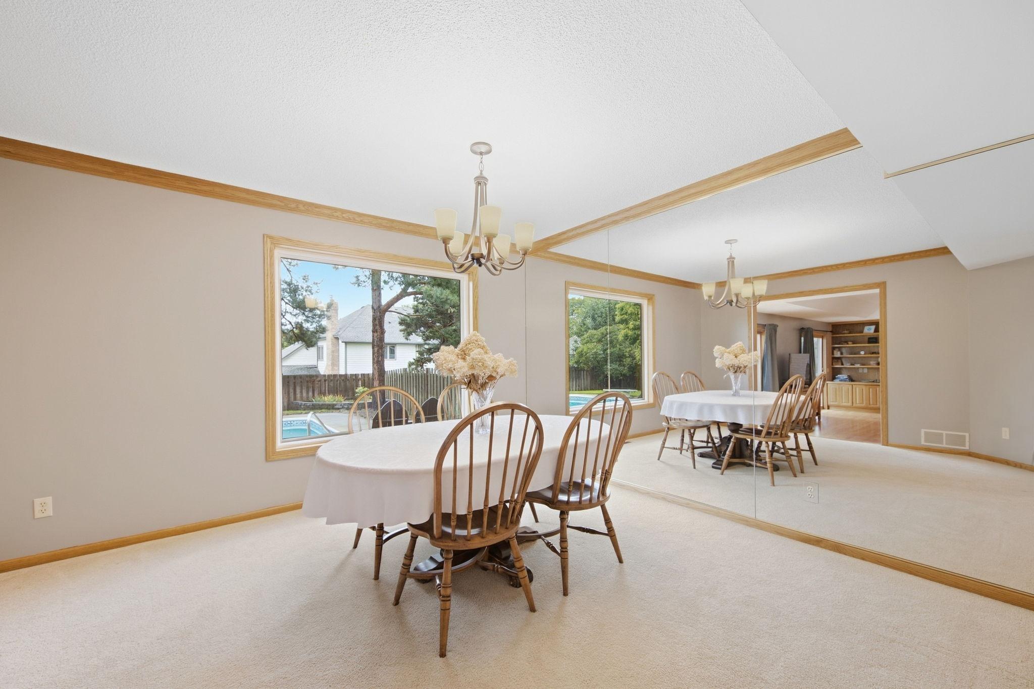 18-web-or-mls-4630_Valley_Forge_Ln_N_Minneapolis_MN_55442_021.jpg