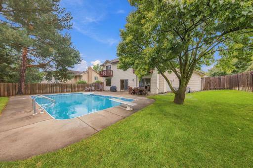 47-web-or-mls-4630_Valley_Forge_Ln_N_Minneapolis_MN_55442_040.jpg