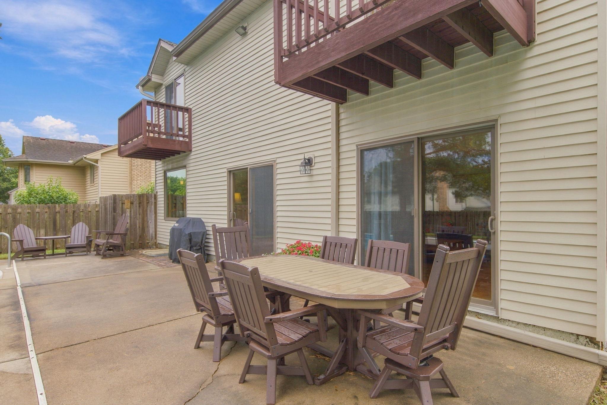49-web-or-mls-4630_Valley_Forge_Ln_N_Minneapolis_MN_55442_042.jpg