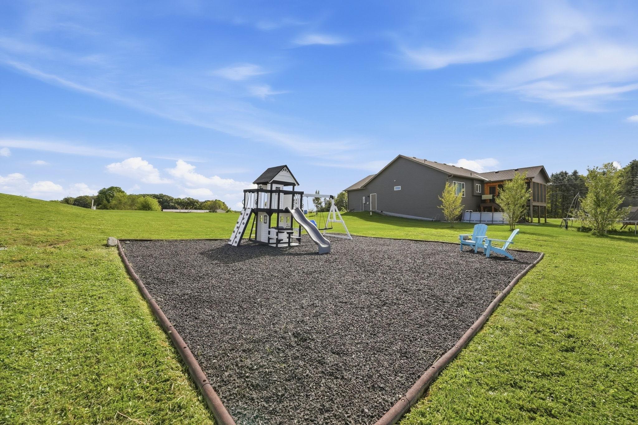 PLAYSET