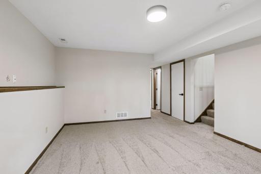 1080 Churchill Circle, Shoreview, MN 55126
