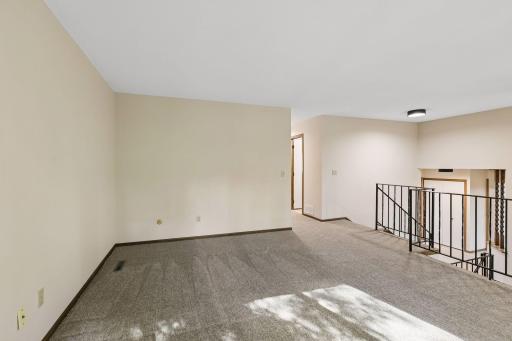 1080 Churchill Circle, Shoreview, MN 55126
